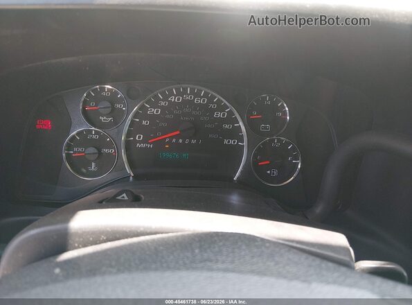 1GCWGAFF8H1128578 2017 CHEVROLET EXPRESS White Vista de los asientos traseros