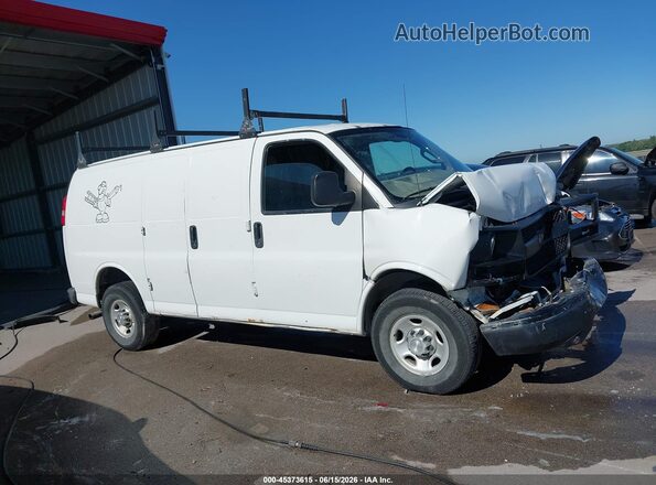 1GCWGAFF9G1156808 2016 CHEVROLET EXPRESS White Vista interior trasera