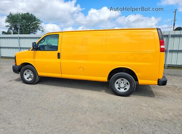 1GCWGAFFXG1243715 2016 CHEVROLET EXPRESS Yellow Tył lewy