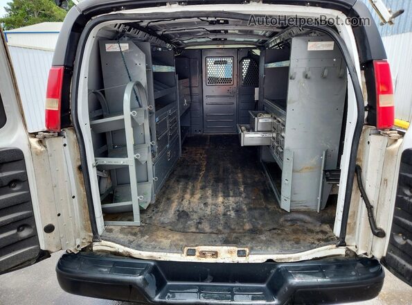 1GCWGAFFXG1280862 2016 CHEVROLET EXPRESS White Rear seats view