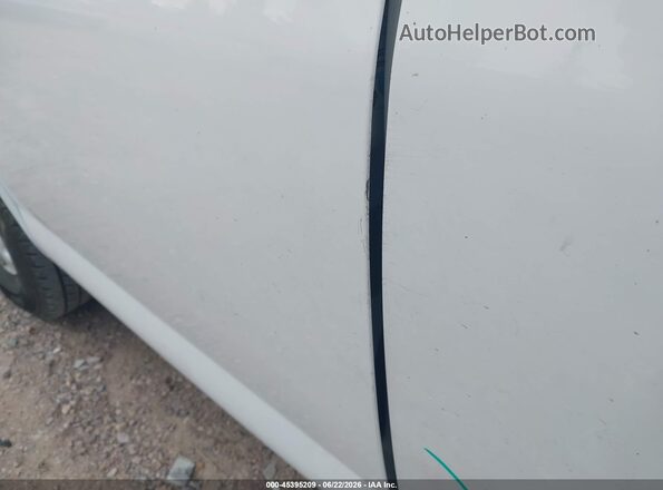 1GCWGAFFXH1223384 2017 CHEVROLET EXPRESS Белый 