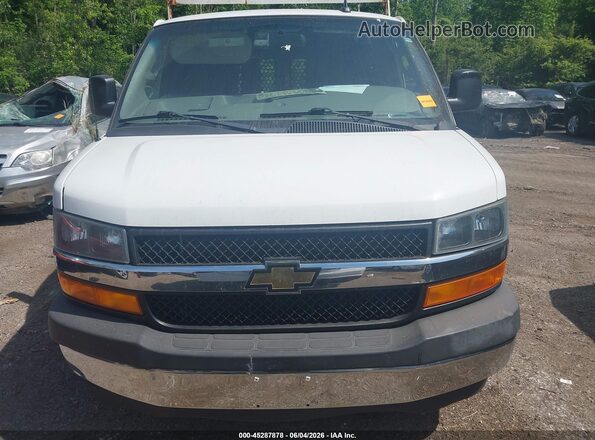 1GCWGAFG0K1307259 2019 CHEVROLET EXPRESS White Widok zestawu wskaźników