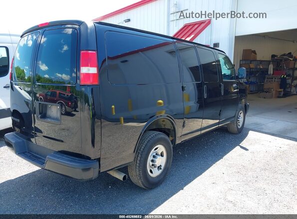 1GCWGAFG1J1277168 2018 CHEVROLET EXPRESS Black უკანა მარჯვენა