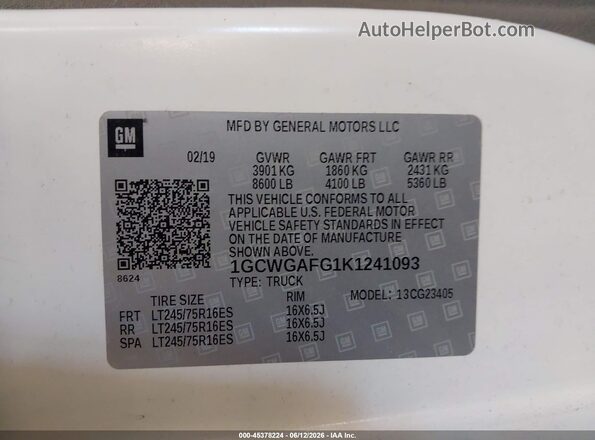 1GCWGAFG1K1241093 2019 CHEVROLET EXPRESS White Вид підкапотного простору