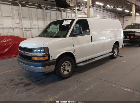 1GCWGAFG1K1241093 2019 CHEVROLET EXPRESS White Передня ліва чверть