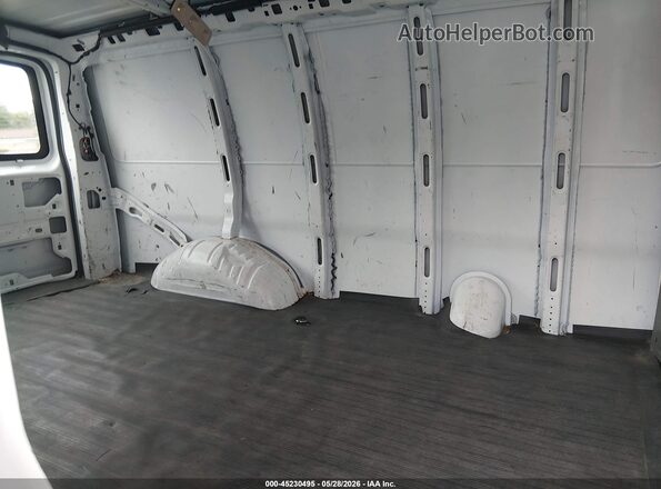 1GCWGAFG5G1241007 2016 CHEVROLET EXPRESS White 