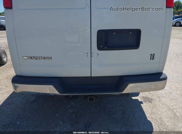 1GCWGAFG8J1340444 2018 CHEVROLET EXPRESS Белый 
