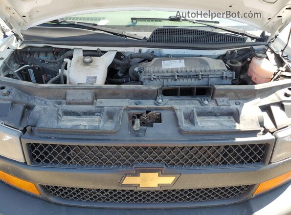 1GCWGAFP0M1150299 2021 CHEVROLET EXPRESS White ძრავის განყოფილების ხედი