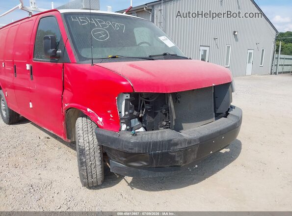 1GCWGAFP0M1305210 2021 CHEVROLET EXPRESS Red Widok z przodu