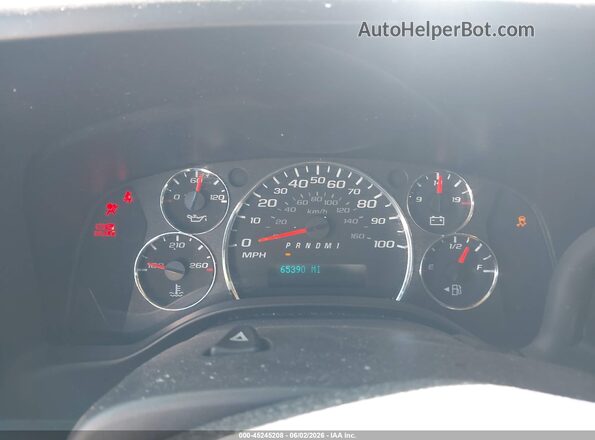 1GCWGAFP0N1195499 2022 CHEVROLET EXPRESS White Հետևի նստատեղերի տեսք