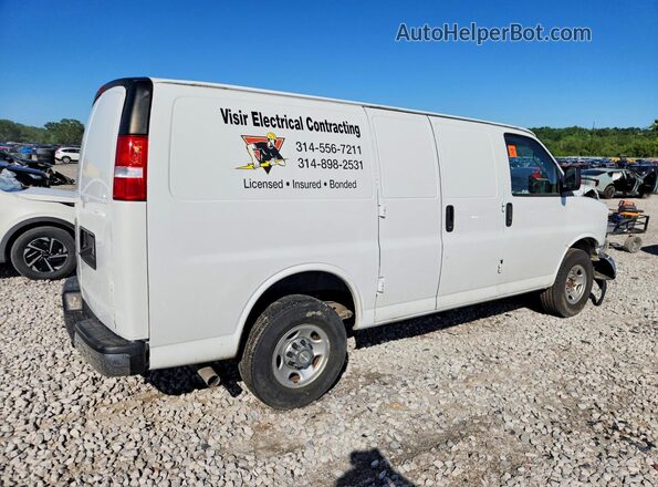 1GCWGAFP1M1188592 2021 CHEVROLET EXPRESS White Rear right
