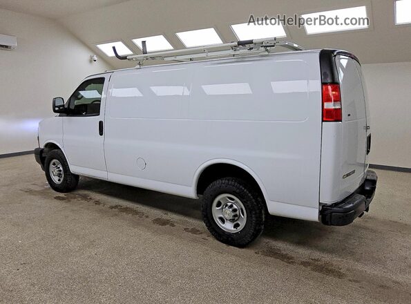 1GCWGAFP1N1139541 2022 CHEVROLET EXPRESS White 