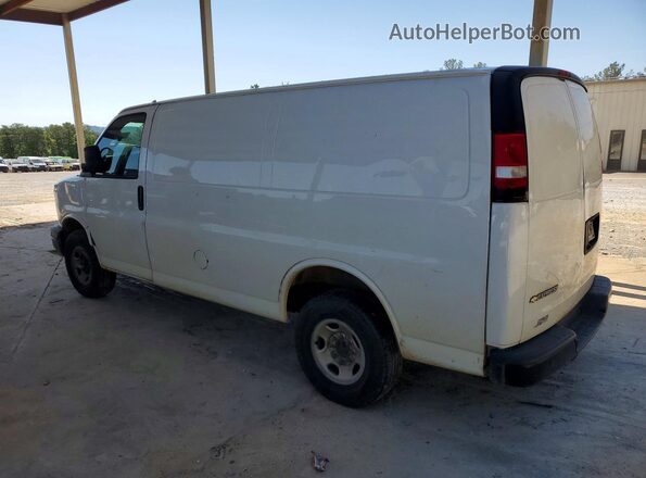 1GCWGAFP1N1174631 2022 CHEVROLET EXPRESS White 