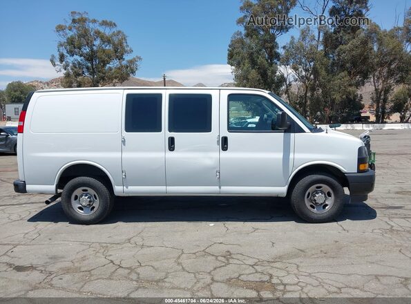 1GCWGAFP4P1222707 2023 CHEVROLET EXPRESS White Widok wnętrza 360 stopni