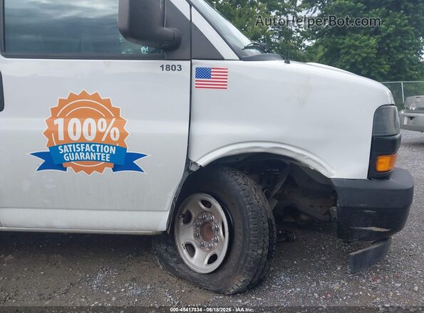 1GCWGAFP6J1340328 2018 CHEVROLET EXPRESS White 