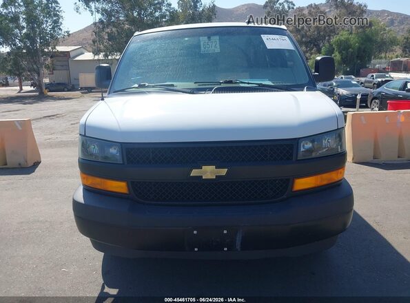 1GCWGAFP7P1110032 2023 CHEVROLET EXPRESS White ხელსაწყოთა პანელის ხედი