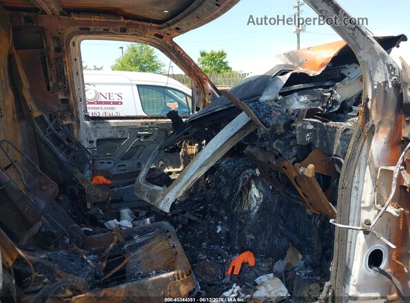 1GCWGAFP8K1140942 2019 CHEVROLET EXPRESS Оранжевый Вид салона спереди