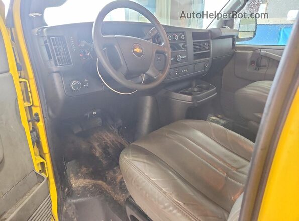 1GCWGAFP8P1107446 2023 CHEVROLET EXPRESS Yellow 