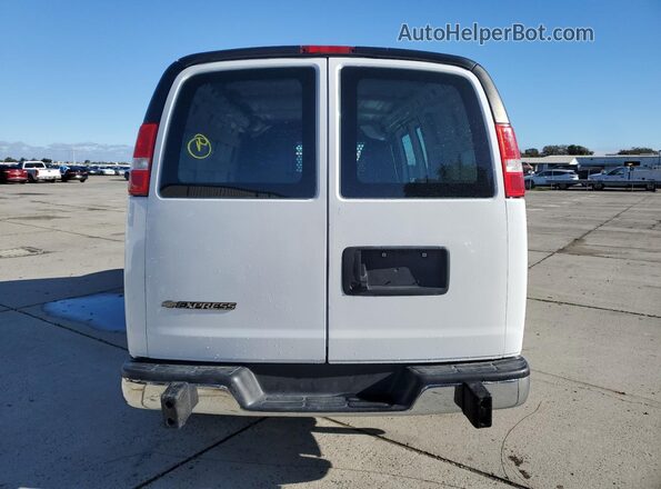 1GCWGAFP8P1127759 2023 CHEVROLET EXPRESS Белый Вид сзади