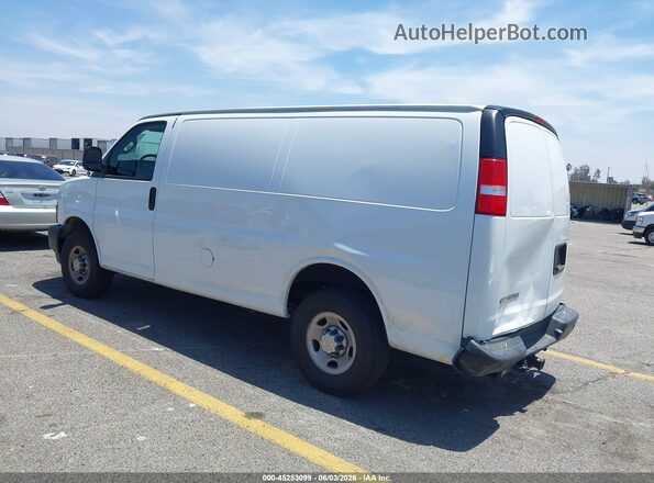 1GCWGAFP8R1252067 2024 CHEVROLET EXPRESS White Trasero izquierdo