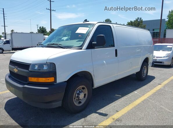1GCWGAFP8R1252067 2024 CHEVROLET EXPRESS White Vista tres cuartos delantera izquierda