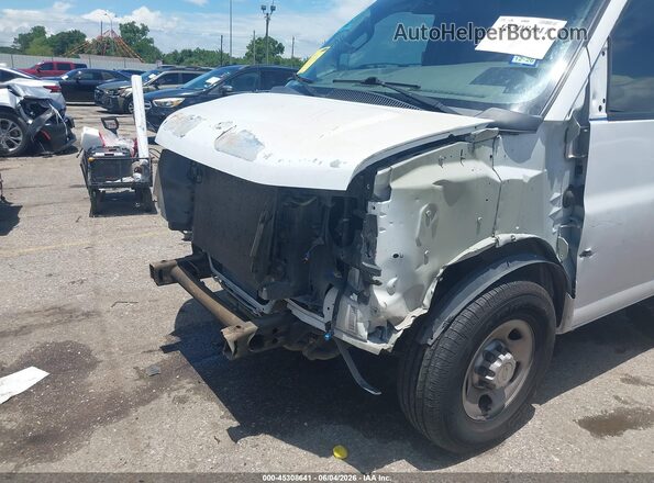 1GCWGAFPXN1199916 2022 CHEVROLET EXPRESS White Front view