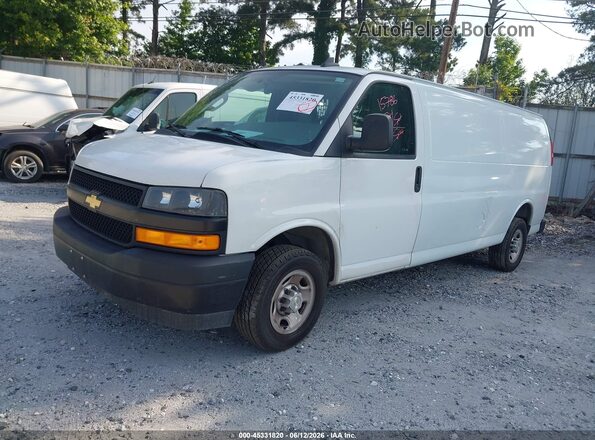 1GCWGBFP0P1203206 2023 CHEVROLET EXPRESS White Przód lewy