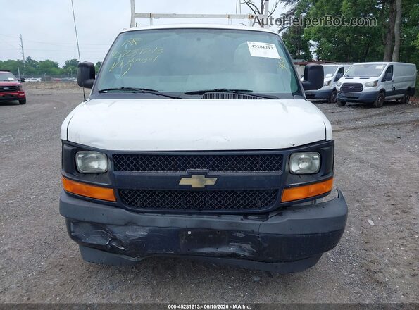 1GCZGGFG0H1339122 2017 CHEVROLET EXPRESS White ხელსაწყოთა პანელის ხედი