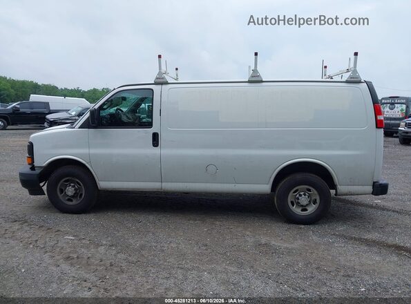 1GCZGGFG0H1339122 2017 CHEVROLET EXPRESS White სალონის 360-გრადუსიანი ხედი