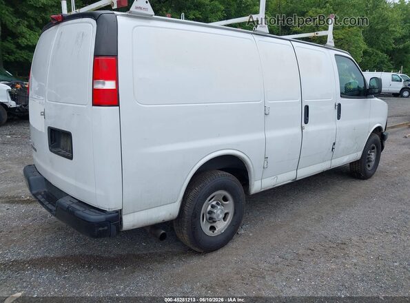 1GCZGGFG0H1339122 2017 CHEVROLET EXPRESS White უკანა მარჯვენა