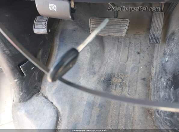 1GCZGGFP4P1255058 2023 CHEVROLET EXPRESS White Առջևի վահանակի տեսք