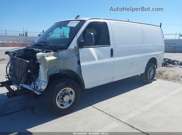 1GCZGGFP5N1165544 2022 CHEVROLET EXPRESS White Передня ліва чверть