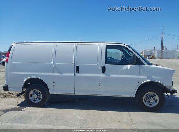 1GCZGGFP5N1165544 2022 CHEVROLET EXPRESS White Панорамний вид салону 360°