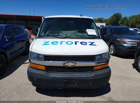 1GCZGHFG9K1246113 2019 CHEVROLET EXPRESS White Вид щитка приладів