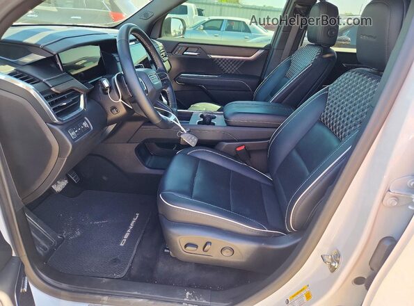 1GKENRKS7RJ198565 2024 GMC ACADIA White Вид салону спереду
