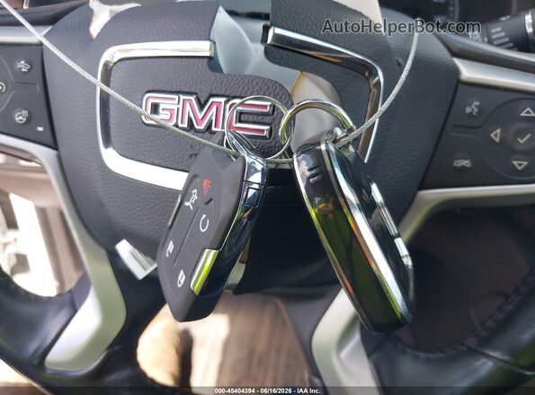 1GKKNML45MZ210695 2021 GMC ACADIA White Widok deski rozdzielczej