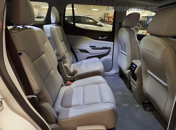 1GKKNWLSXKZ290180 2019 GMC ACADIA White უკანა სალონის ხედი