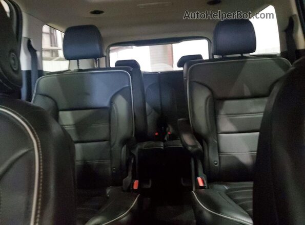 1GKKNXLS2LZ237660 2020 GMC ACADIA Gray Rear seats view