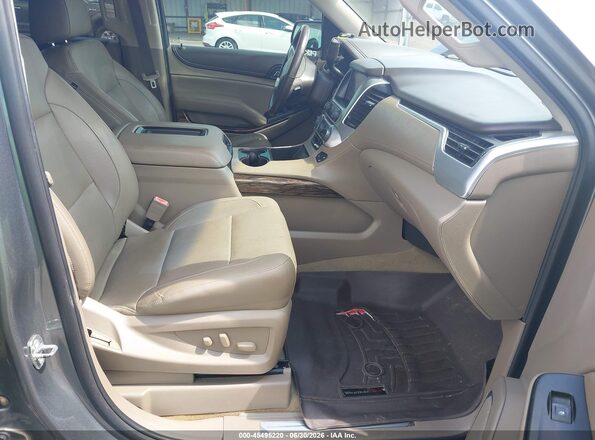 1GKS1BKC6JR338156 2018 GMC YUKON Gray Front interior view