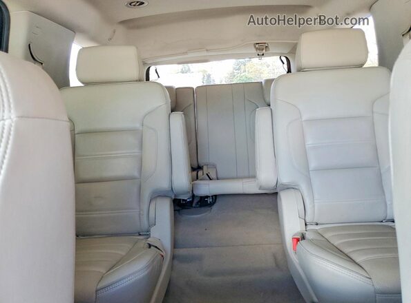 1GKS1CKJ8LR103250 2020 GMC YUKON Silver უკანა სავარძლების ხედი