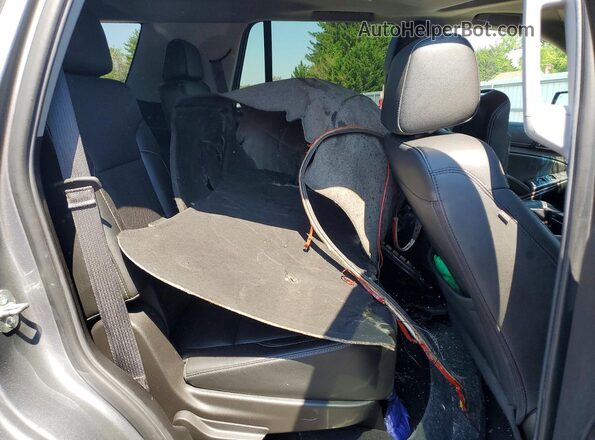 1GKS2BKC2LR243030 2020 GMC YUKON Gray უკანა სალონის ხედი