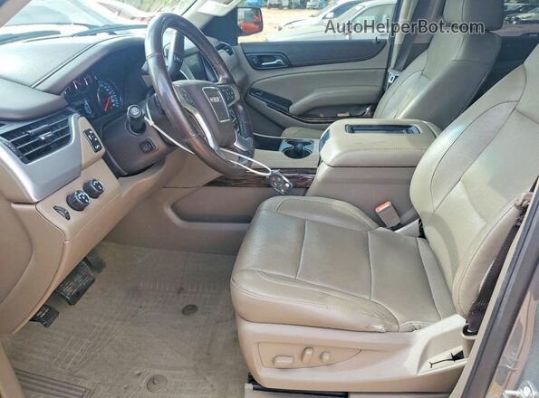 1GKS2BKC8JR388909 2018 GMC YUKON Gray Front interior view