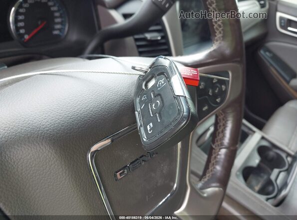 1GKS2CKJ8JR236150 2018 GMC YUKON White Вид панелі приладів