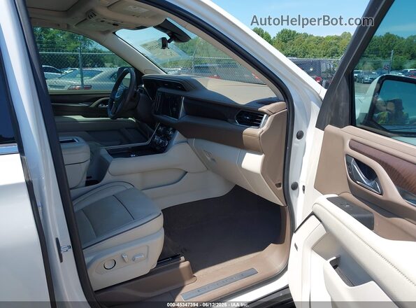 1GKS2DKT9MR332803 2021 GMC YUKON Белый Вид салона спереди