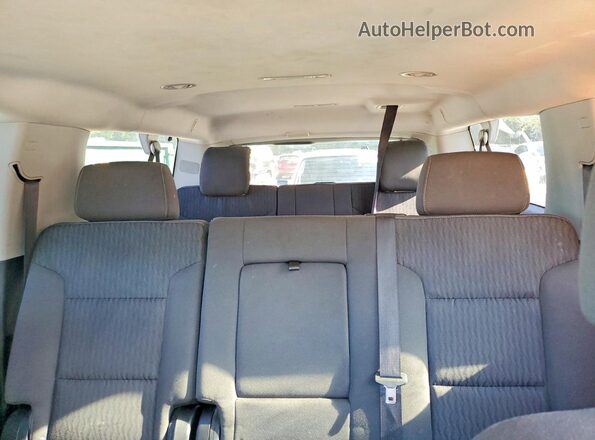 1GKS2FKC8LR287752 2020 GMC YUKON White უკანა სავარძლების ხედი