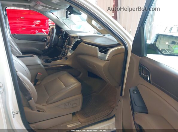 1GKS2GKC7HR396233 2017 GMC YUKON White Vista interior delantera