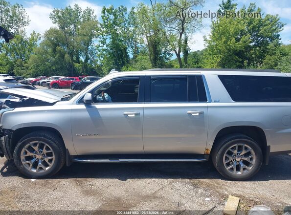 1GKS2GKC9JR239423 2018 GMC YUKON Silver 360 interior view