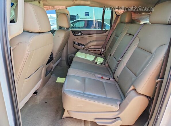 1GKS2GKC9JR262054 2018 GMC YUKON White უკანა სალონის ხედი