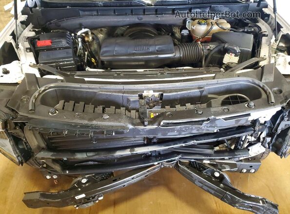 1GKS2GKD3PR193606 2023 GMC YUKON White Vista del compartimento del motor