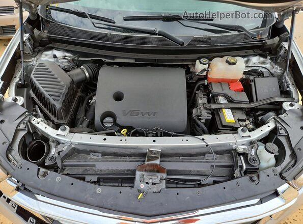 1GNERGKW0NJ155100 2022 CHEVROLET TRAVERSE Silver Vista del compartimento del motor